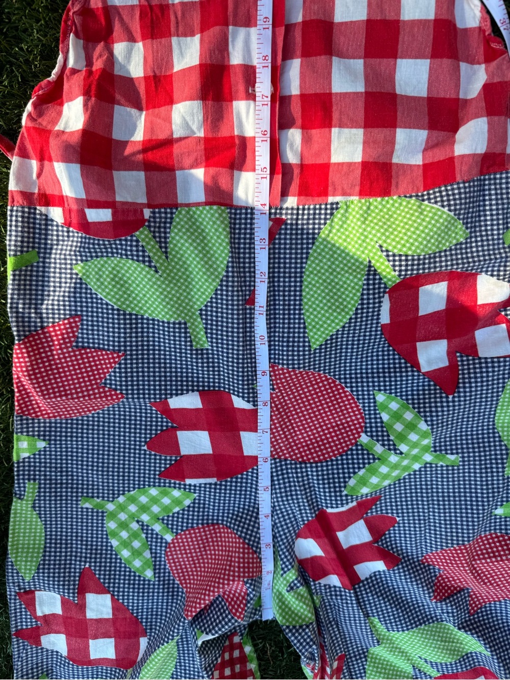 1960s/70s Vintage Red Gingham Tulips Halter Floral Jumpsuit - Picture 8 of 9